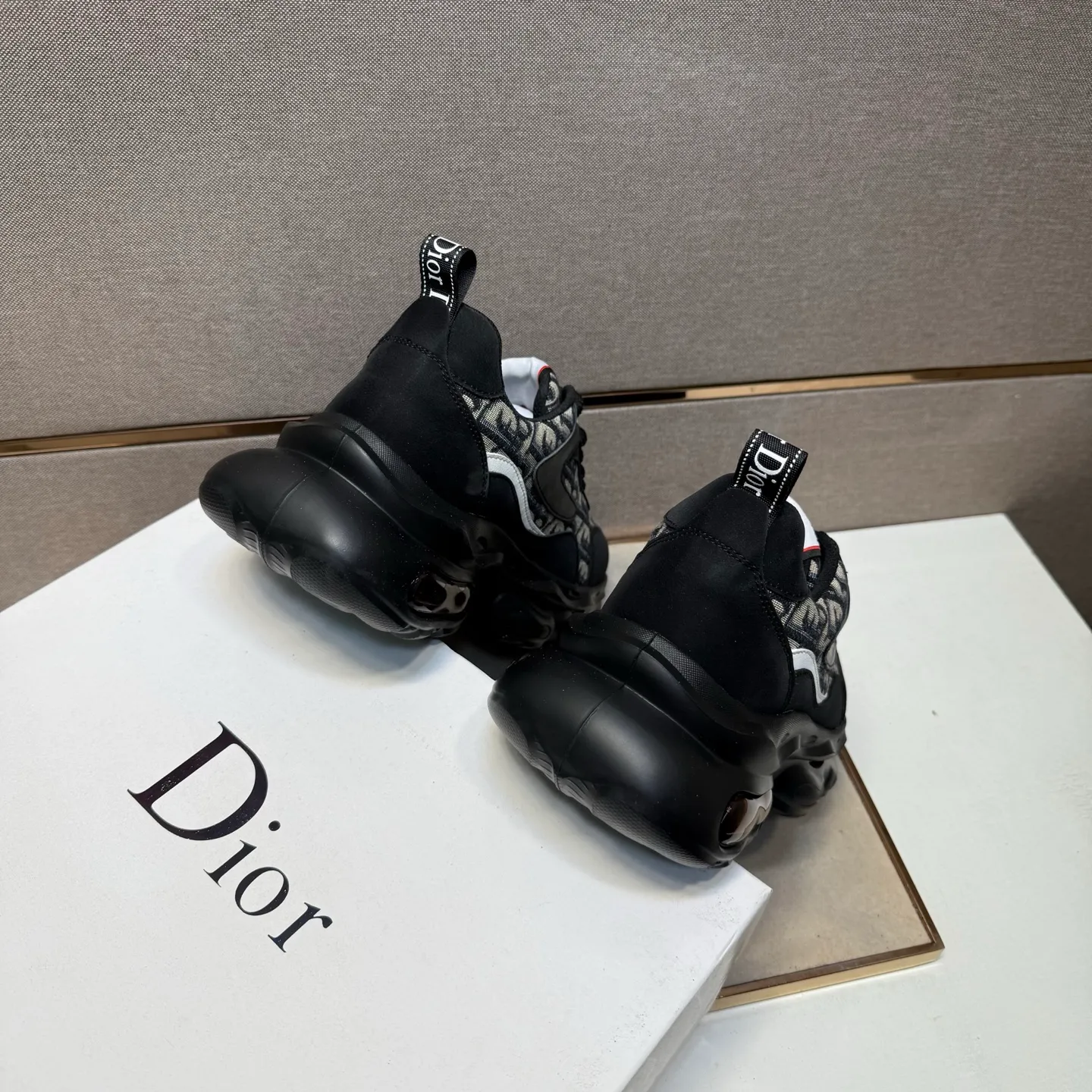 Men's men's shoes 💰pp442 [Dior~] Men's casual shoes 2025z cabinet sales simultaneously 🔶Size: 38-44 #️⃣ 🔷2 colors🔜The upper is made of multi-material splicing➕Mesh lining, comfortable and breathable, sole: original comfortable and wear-resistant outsole, ⚠️real thing📱photographed🎬real thing is better📢📢📢